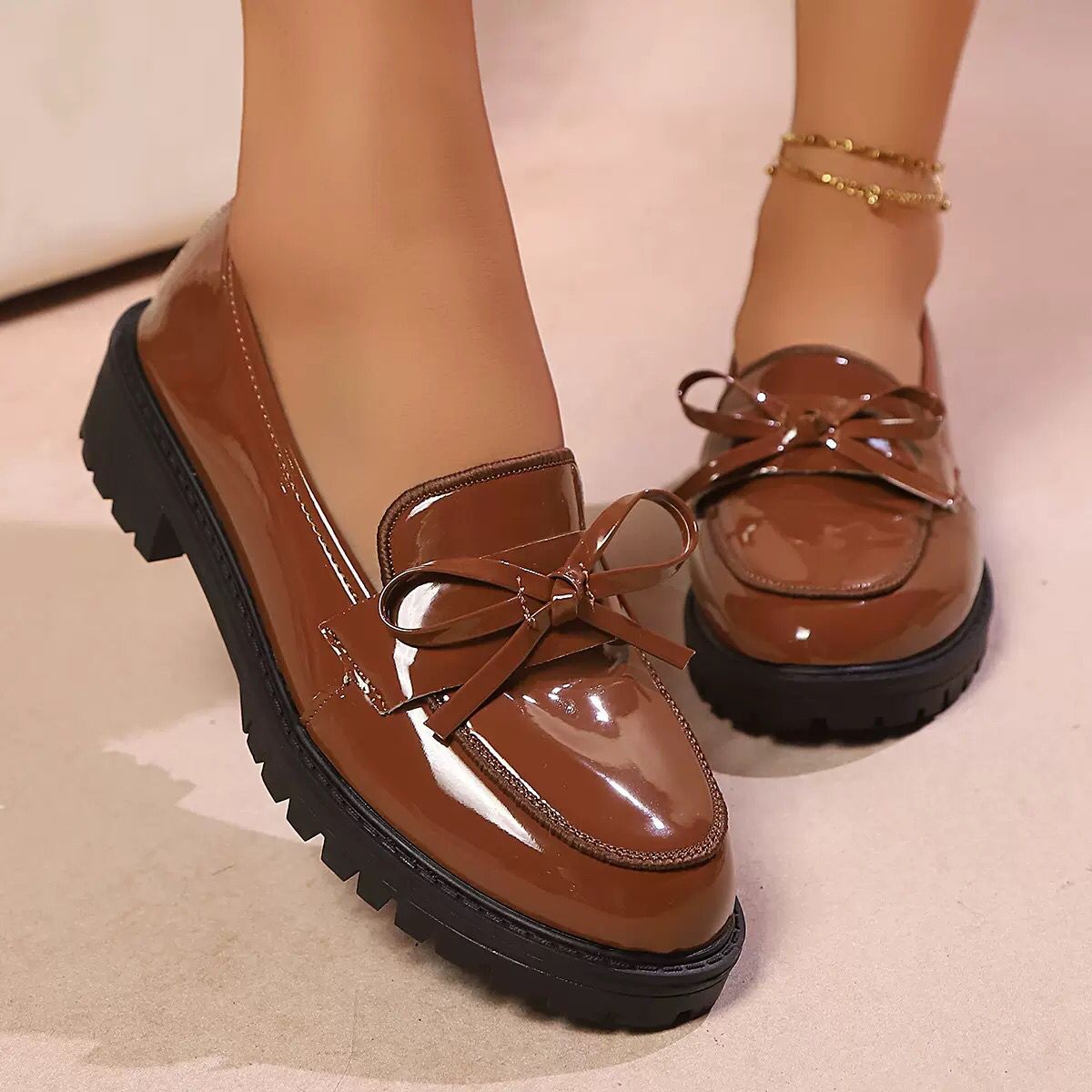 Bow_note wetlook brogues